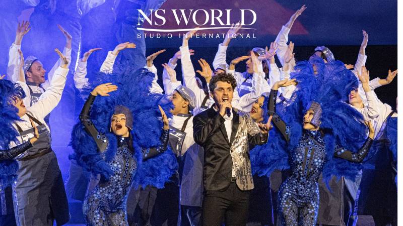 COMEDIE MUSICALE A LA SEINE MUSICALE : LES ADULTES DES COURS LOISIRS NS WORLD PARIS SUR SCENE